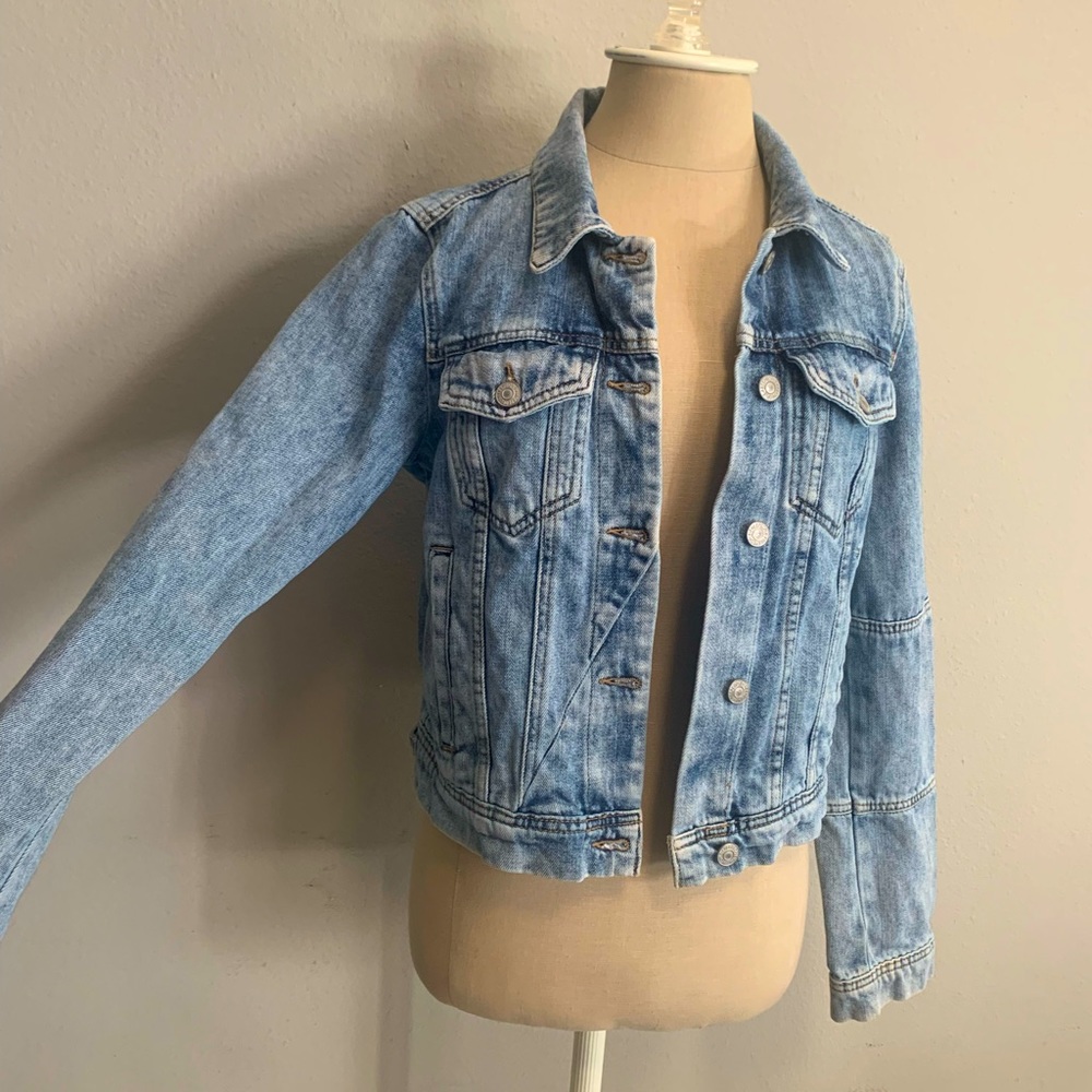 Free People Denim Jacket 💙